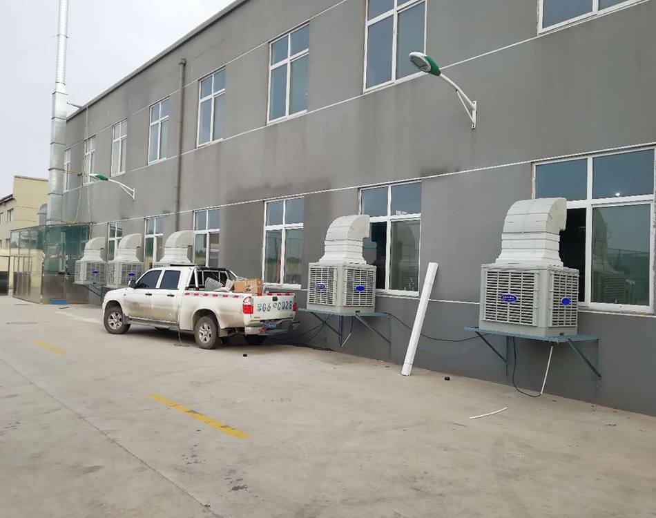 <a href='/products/lengnuan/' target='_blank' title='车间降温方法' ><strong>车间降温方法</strong></a>|厂房降温设备|通风降温工程食品厂车间降温通风系统工程解决方案负压风机生产厂家|通风降温排热除尘设备|工厂房车间降温方法 车间降温方法|厂房降温设备|通风降温工程食品厂车间降温通风系统工程解决方案负压风机生产厂家|通风降温排热除尘设备|工厂房车间降温方法